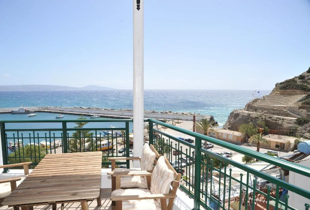 Akteon rooms 28473651